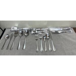 40 International Stainless Steel Flatware SIMPLICITY Set for 7